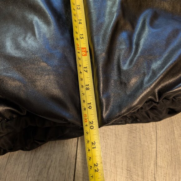 Steve Madden Evy Vegan Leather Puffer Jacket XS | Glossy Black | NWT - Picture 11 of 11